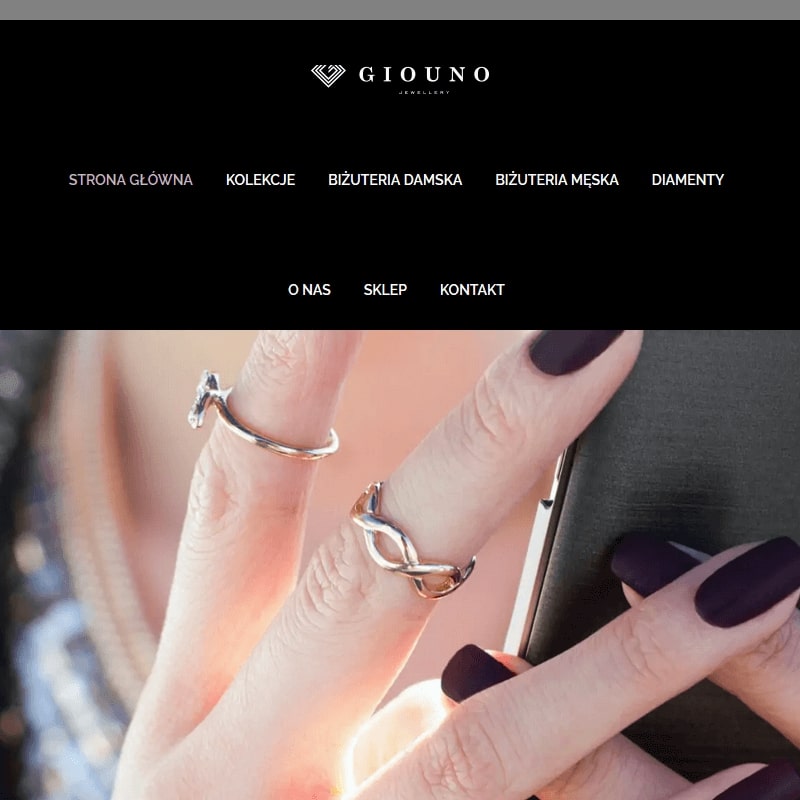 Naszyjnik srebrny krzyżyk